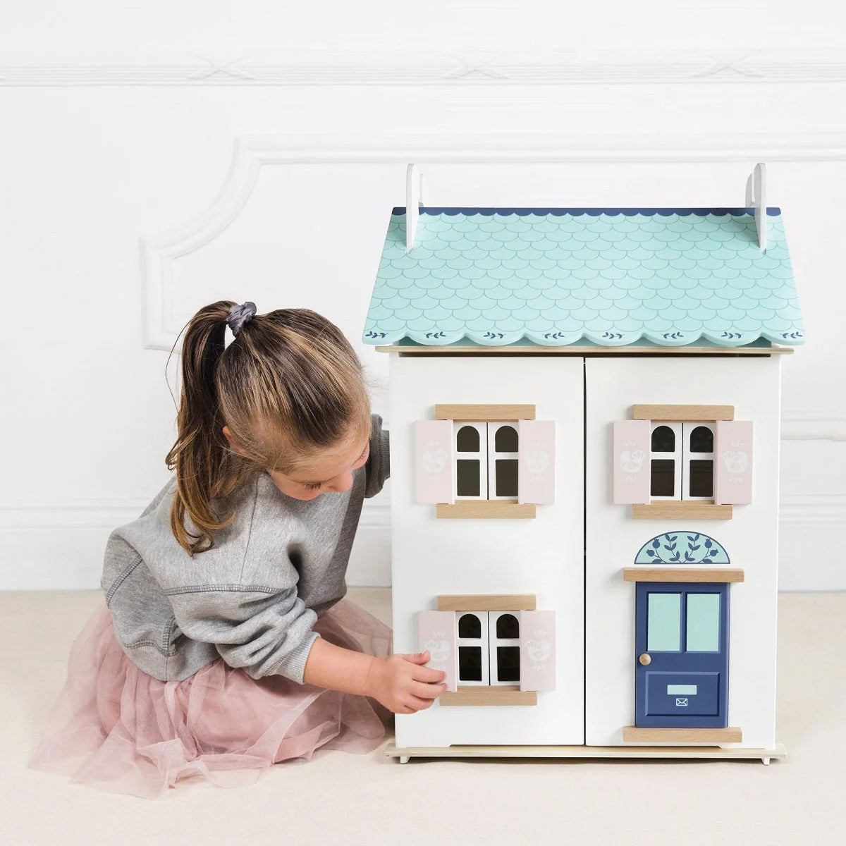 Bluebelle Doll House