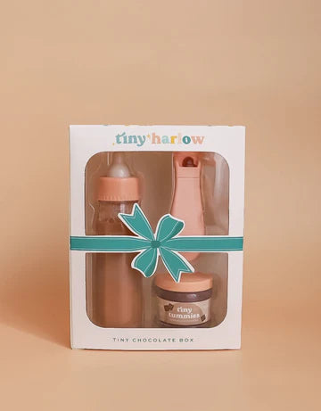 Tiny Tummies Chocolate Puree and Milk Bottle Set