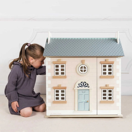 Bay Tree Doll House