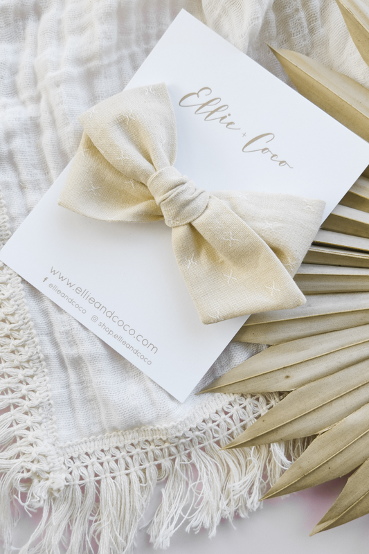 X's Oversize Bow | Oat