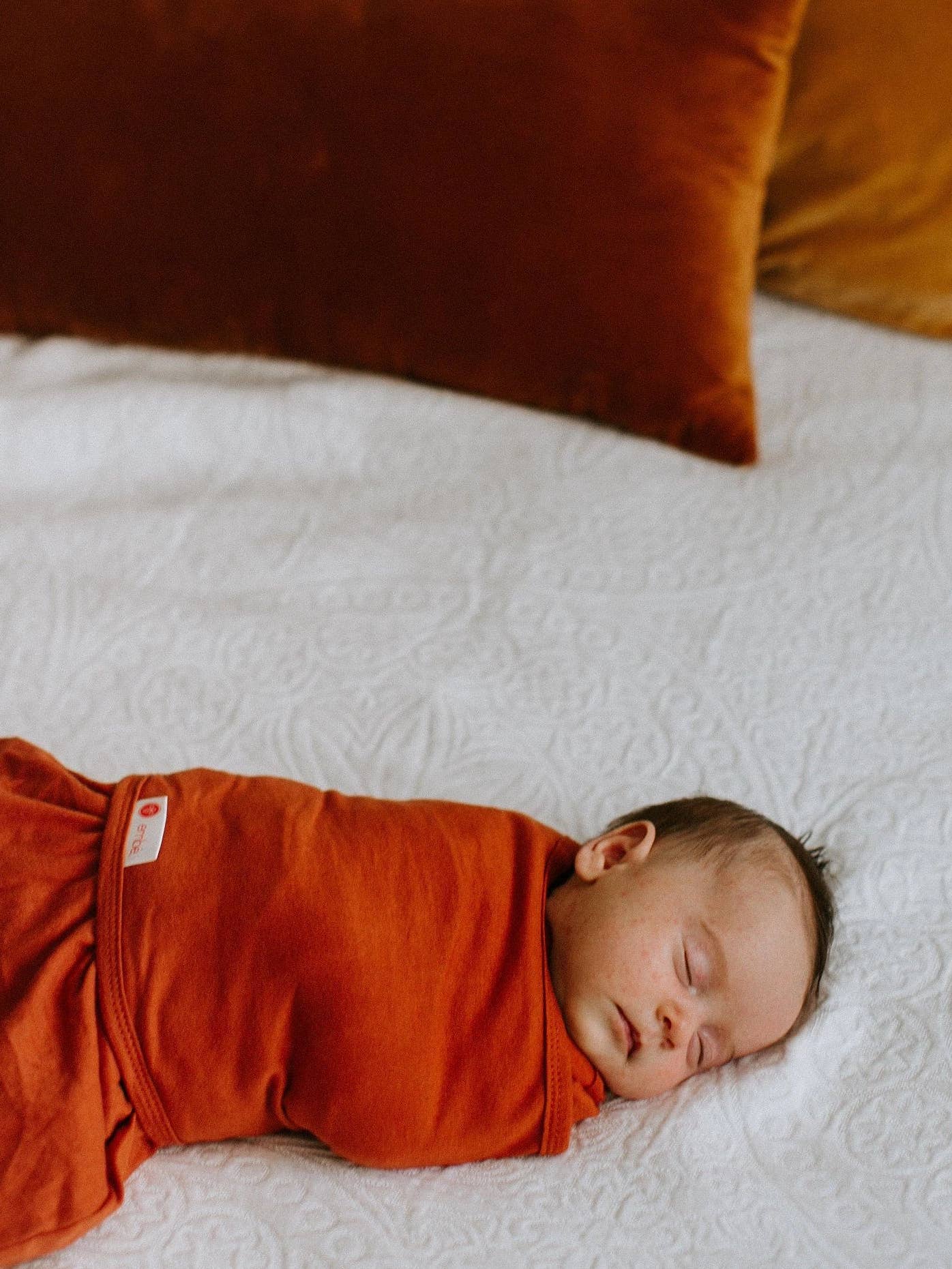 Rust Starter Swaddle with Long Sleeves - embé®